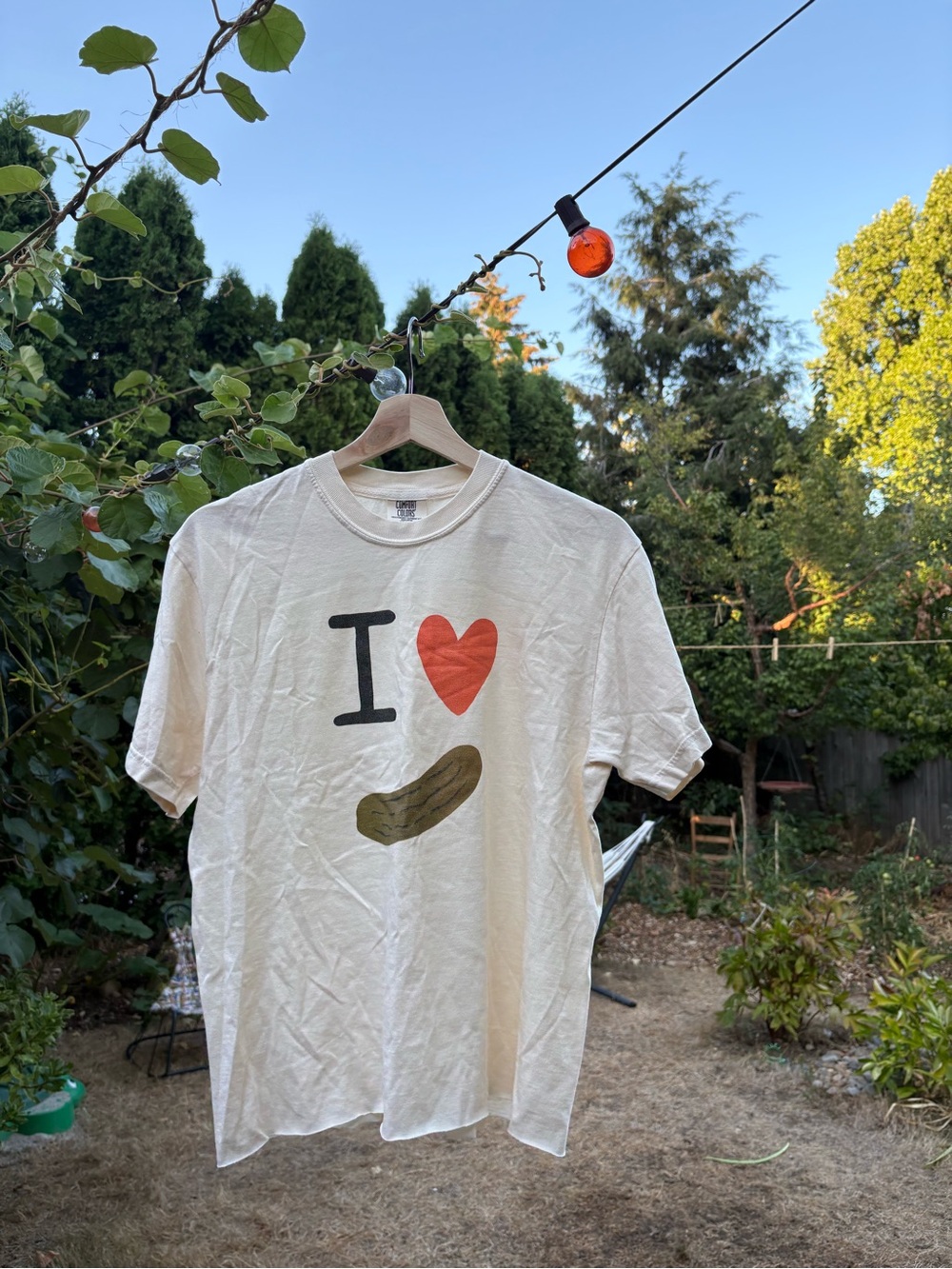 I Heart Pickles Tee, Unisex Medium